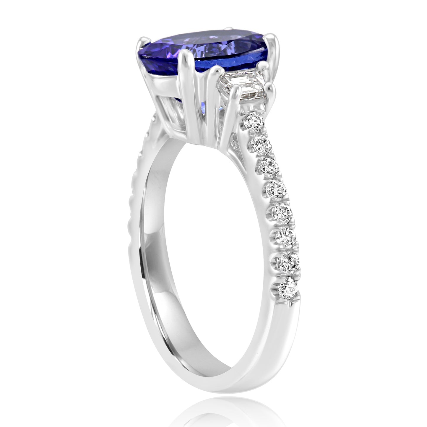 Oval Tanzanite Ring 18K White Gold