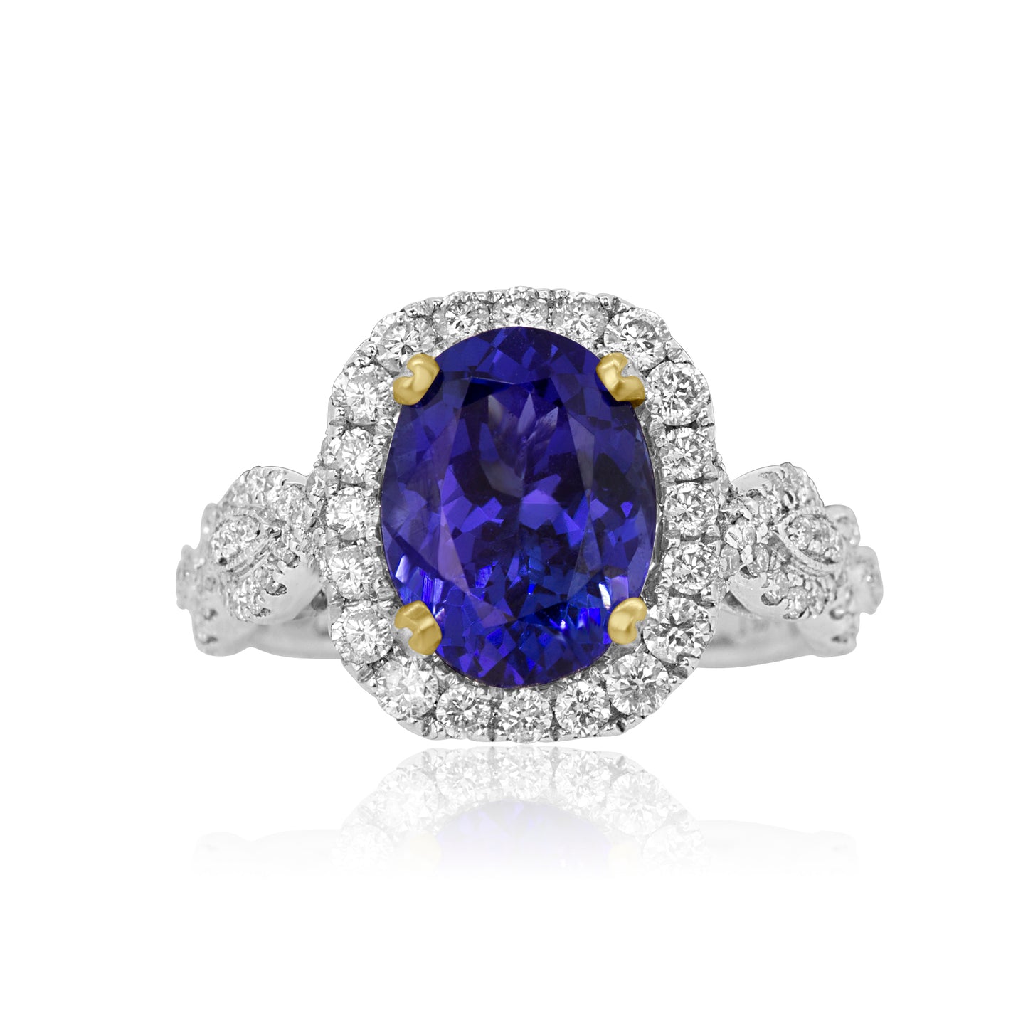 Stunning Tanzanite Oval Ring 18K White Gold